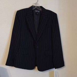 Lady's suit